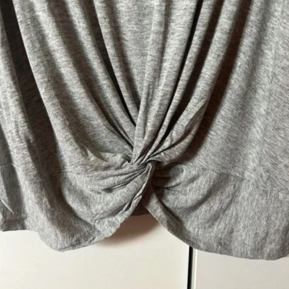 Lush Tank Top - Picture 3 of 4